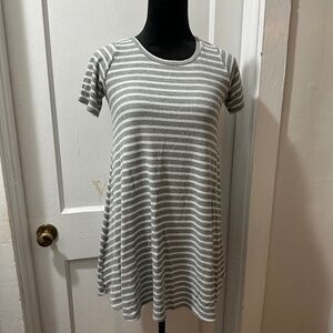 Newbury Kustom Grey and White Ribbed Short Sleeve Top in S